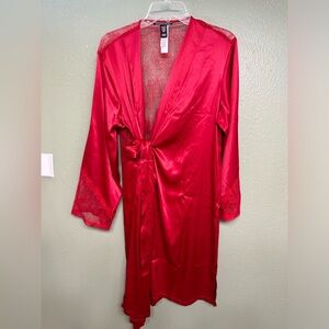NWT Victoria’s Secret Red Chantilly Lace Robe